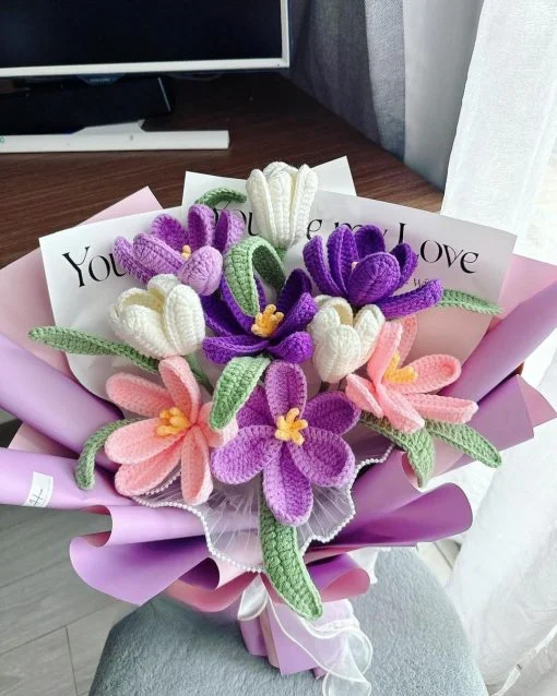 Bó Hoa Tulip Len Handmade Phong Cách & Ý Nghĩa 5 Bó Hoa Tulip Len Handmade Phong Cách & Ý Nghĩa - Ảnh 4