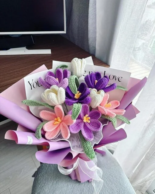 Bó Hoa Tulip Len Handmade Phong Cách & Ý Nghĩa 4 Bó Hoa Tulip Len Handmade Phong Cách & Ý Nghĩa - Ảnh 3